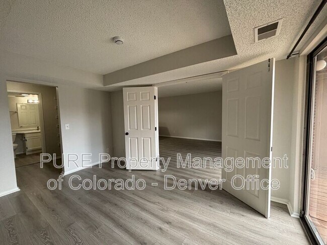 Building Photo - 4899 S Dudley St