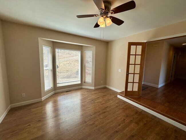 Building Photo - 3 Bedroom 2.5 Bathroom Home on 10 Acres Wi...