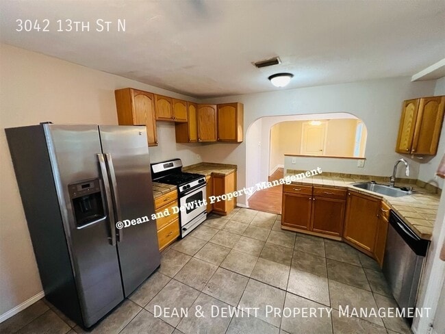 Building Photo - 3042 13th St N