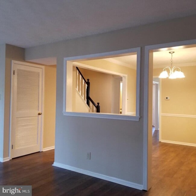 Building Photo - 1506 Virginia Ct