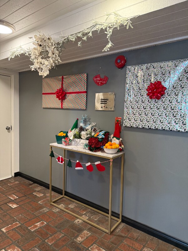 Building Photo - 2425 Purdue Ave