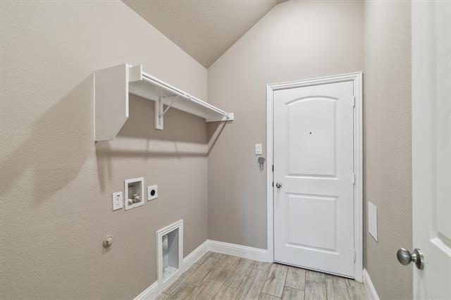 Building Photo - 410 Oleander Dr