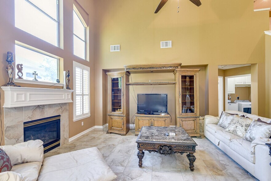 Building Photo - 16523 Terrace Hollow Ln