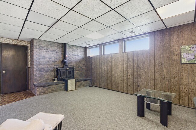 Building Photo - 3942 Stark Ln