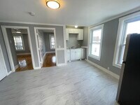 Building Photo - 12 Birch St