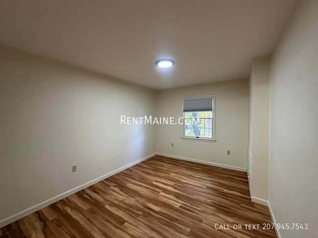 Building Photo - 43 Longrale Park