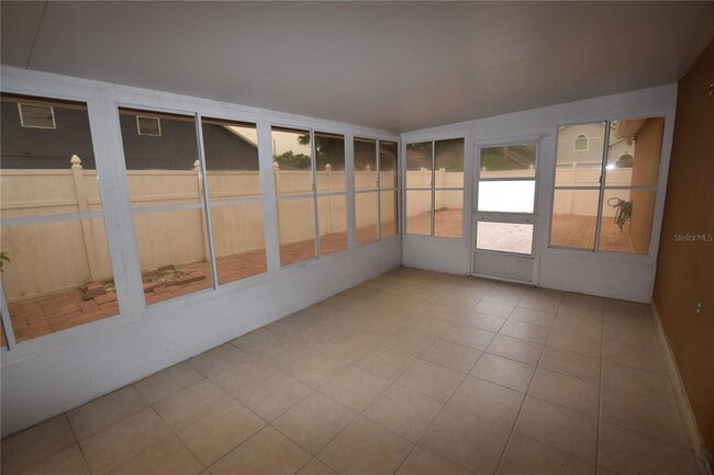 Building Photo - 26 Justin Dr