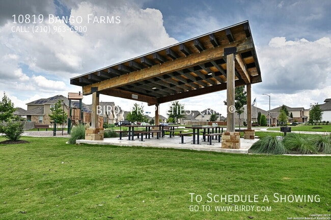 Building Photo - 10819 Bango Farms