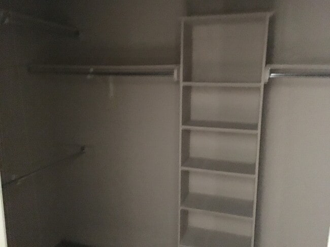 Building Photo - 2404 Lancashire Ln