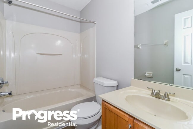 Building Photo - 2803 Maggie Woods Ln