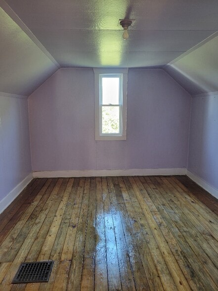 Building Photo - 848 Stone Hill Rd