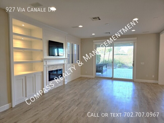 Building Photo - 927 Via Canale Dr