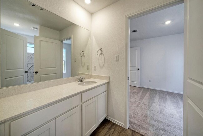 Building Photo - 108 Montego St