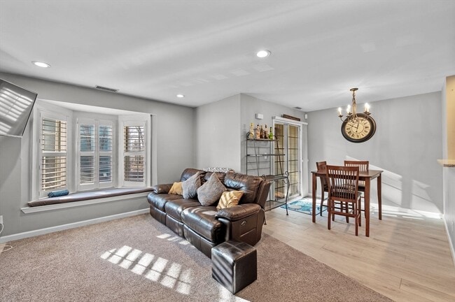 Building Photo - 709 Gazebo Cir