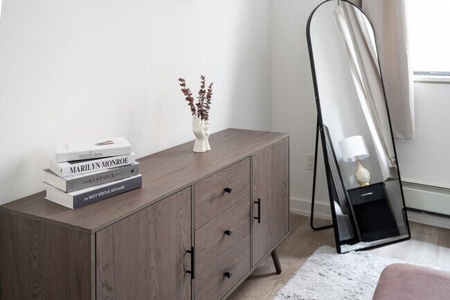 Building Photo - 140 Fulton St