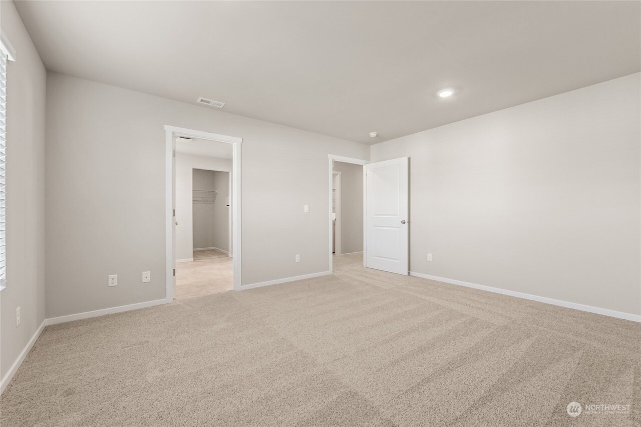 Building Photo - 1478 SW Pendleton Way