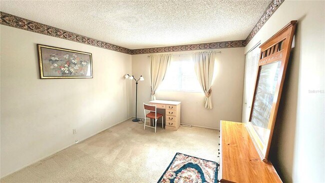 Building Photo - 11485 Oakhurst Rd