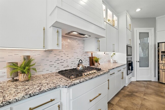 Building Photo - 13401 Mardi Gras Ln