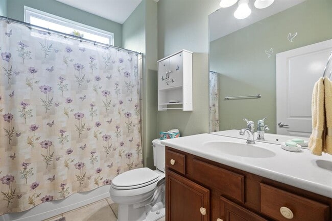 Building Photo - 103 Lake Sommerville Trail