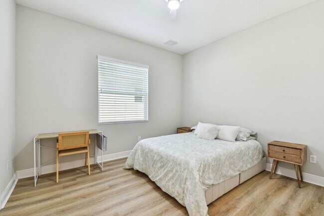 Building Photo - Waterfront Home for Lease – Resort-Style Living Every Day!