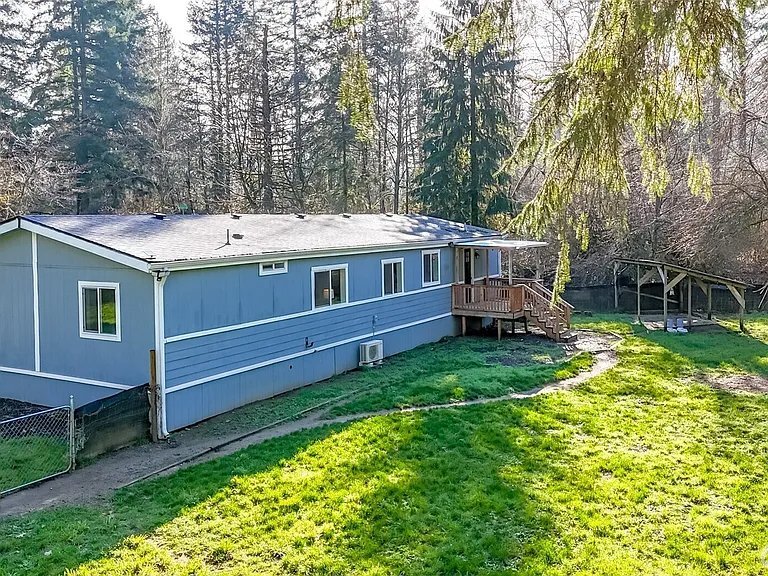 Building Photo - 12343 Shadowbrook Dr SW