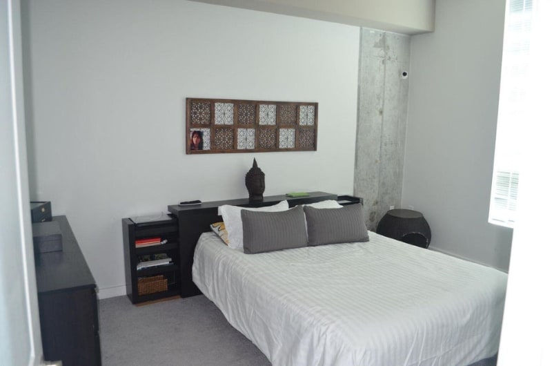 Building Photo - 300 S Australian Ave