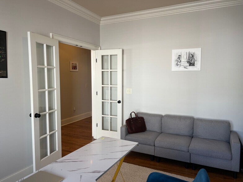 Building Photo - 7955 Magnolia Sq