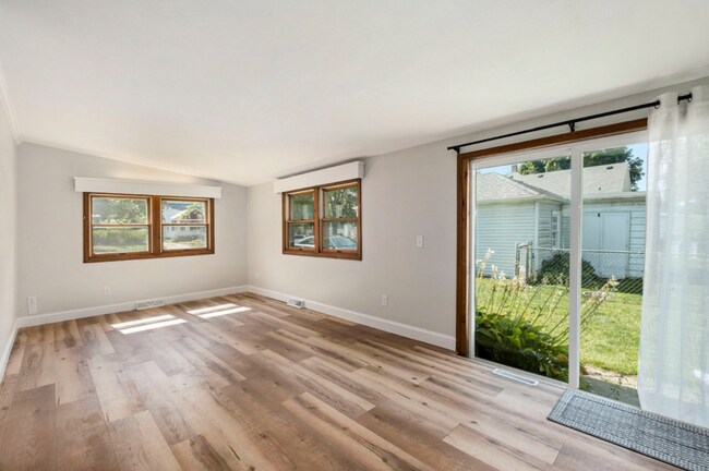 Building Photo - 75 S Fremont St NE