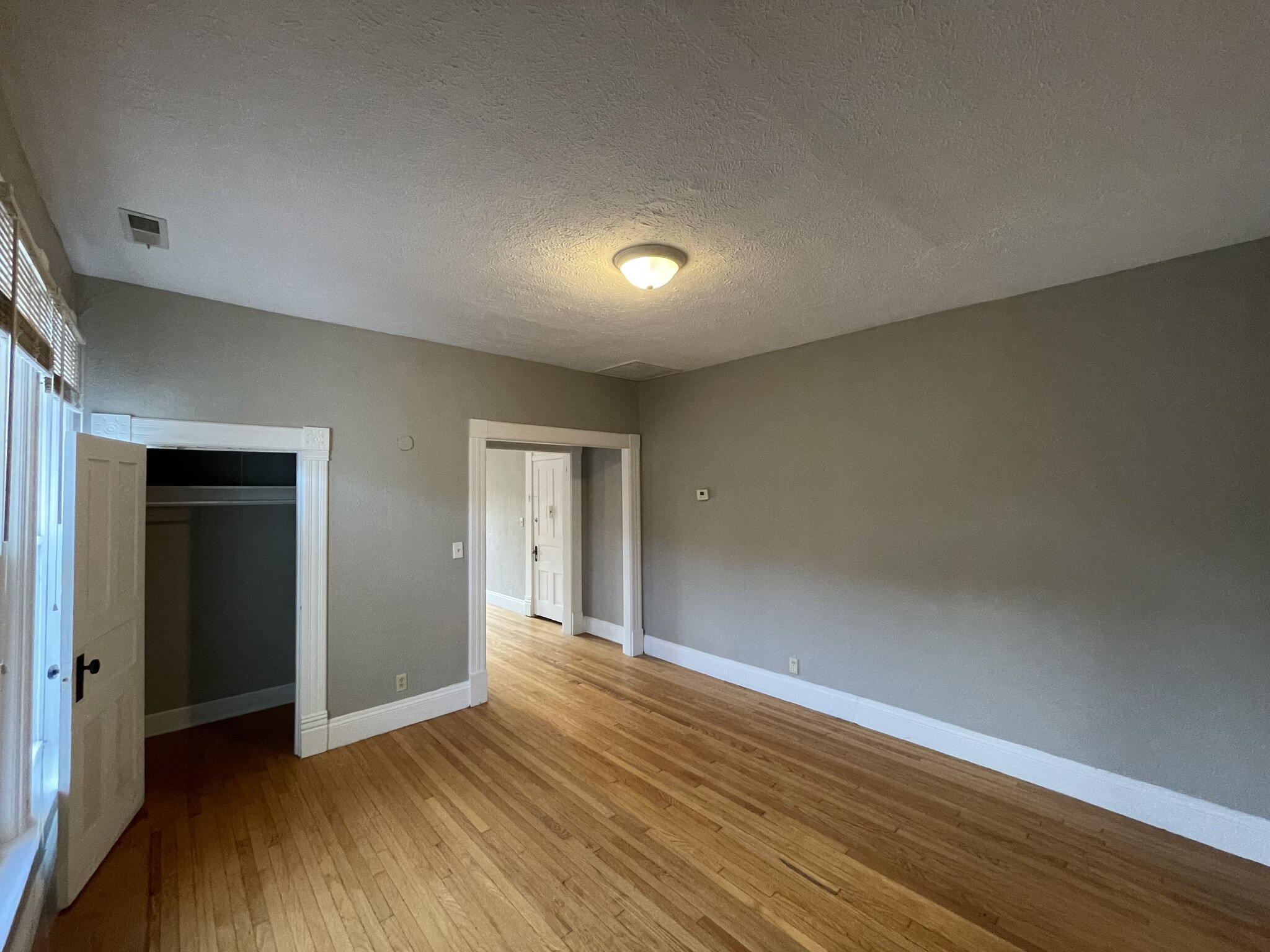 Building Photo - 118 N Glenwood Ave