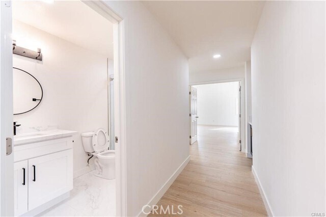 Building Photo - 13455 Montserrat Ct