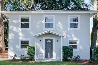 Building Photo - 1405 N Lake Shipp Dr