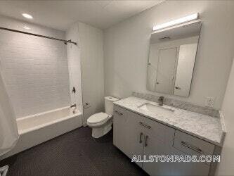 Building Photo - 55 Brighton Ave