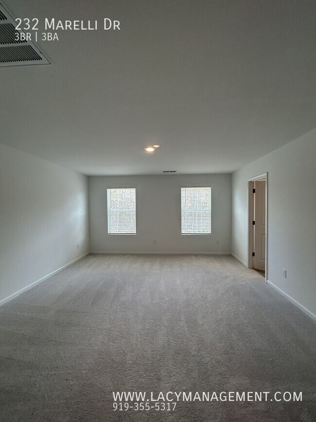 Building Photo - 232 Marelli Dr