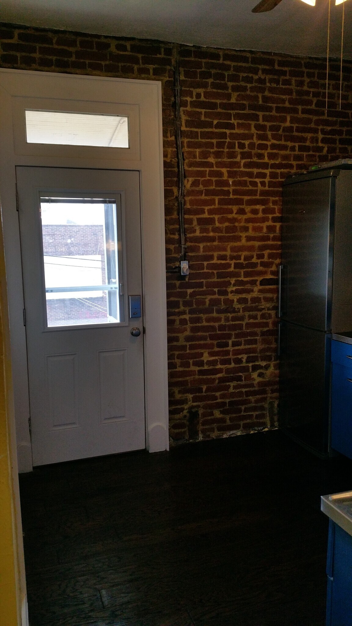 Building Photo - 212 Lehigh Ave