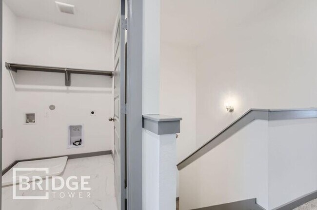 Building Photo - BRISTOL PLAN