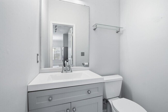 Building Photo - 1732 Pryor Rd SW