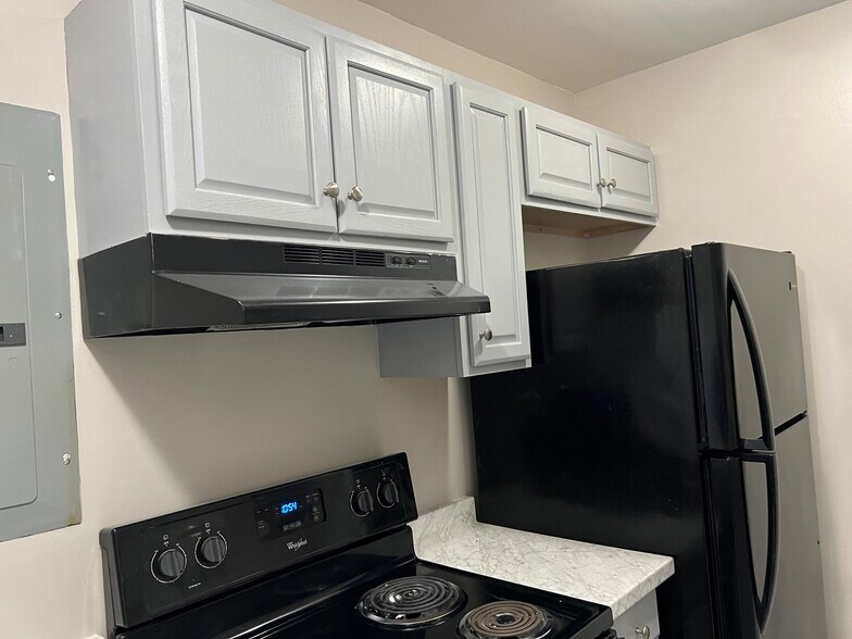 Building Photo - 105 Chesapeake Ct