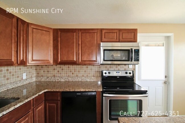Building Photo - 8233 Portulaca Ave