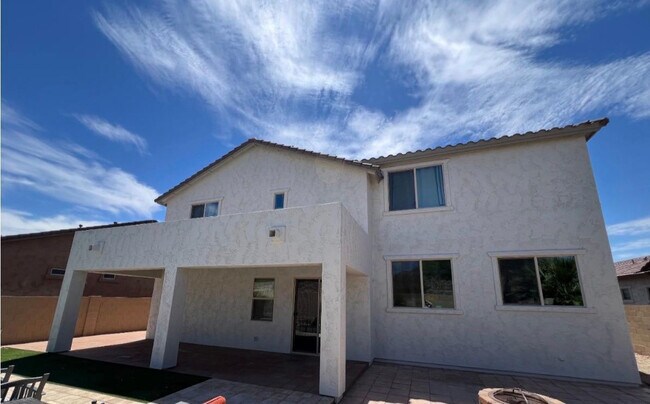 Building Photo - 5826 W Plum Rd