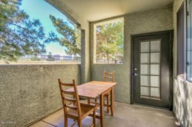 Building Photo - 3302 N 7th St