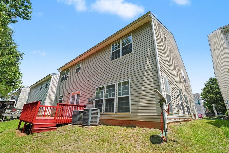 Building Photo - 4419 Karlbrook Ln