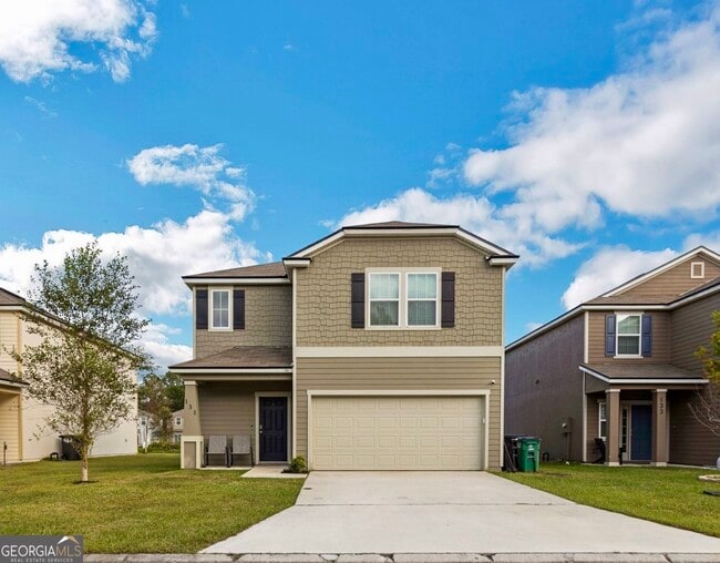 Primary Photo - 131 Ashwood Cir