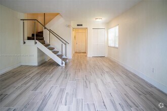Building Photo - 8650 SW 67th Ave