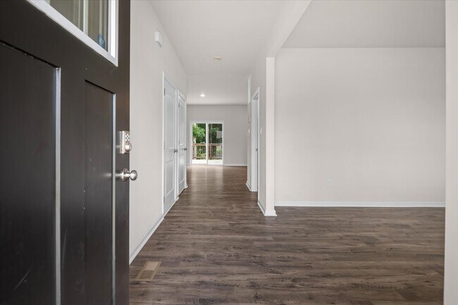 Building Photo - 6918 Sanguine Ter