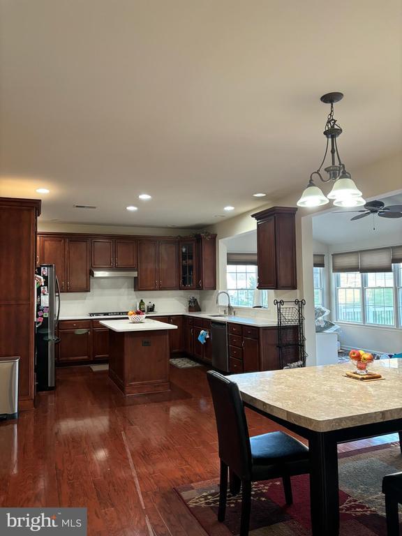 Building Photo - 43376 Barnstead Dr
