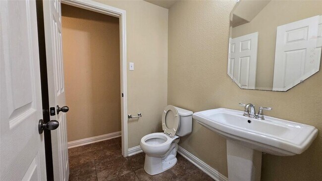 Building Photo - 11804 Quintana Cove
