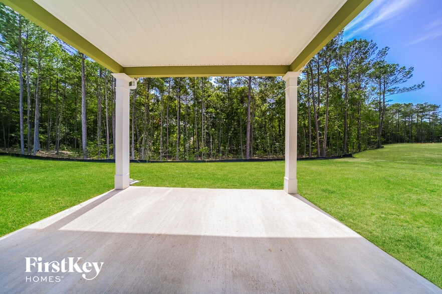 Building Photo - 206 Cheshire Dr