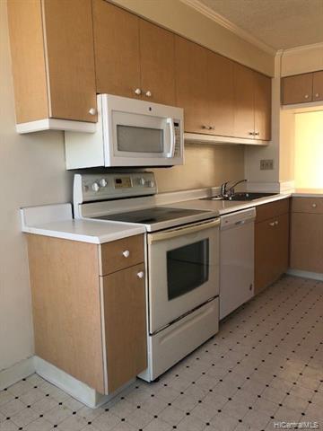 Building Photo - 1212 Punahou St
