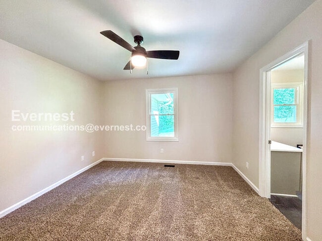 Building Photo - 5021 Bess Moore Rd