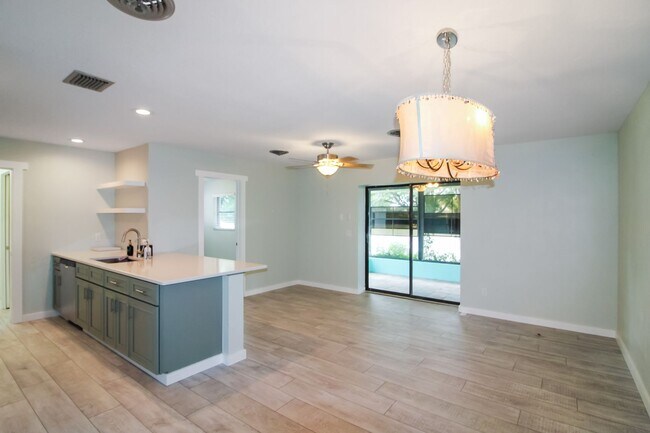 Building Photo - 1616 Jupiter Rd